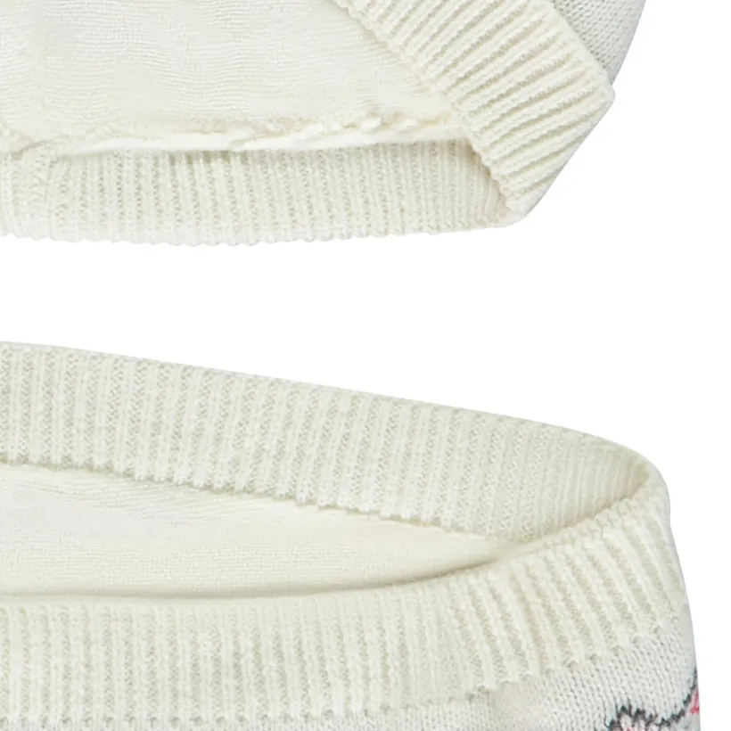 Muts en snood gebreid voor kerst voor baby's