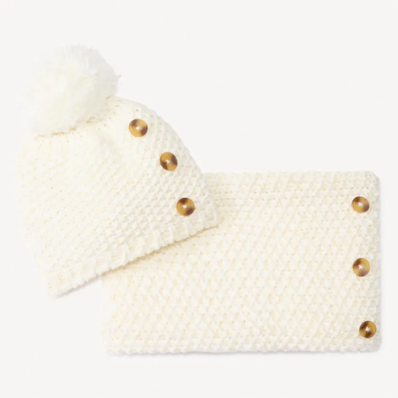 Muts en snood in gebreide tarwekorrelsteek met gouden lurex meisjes