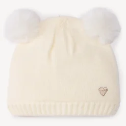 Muts met fantasiepompons en geborduurd hartje voor babymeisje