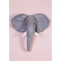 Olifantenkop van vilt voor wanddecoratie babykamer