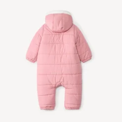 Pilotenpak van gewatteerde stof voor babymeisje met verschillende afwerkingen per leeftijdsperiode