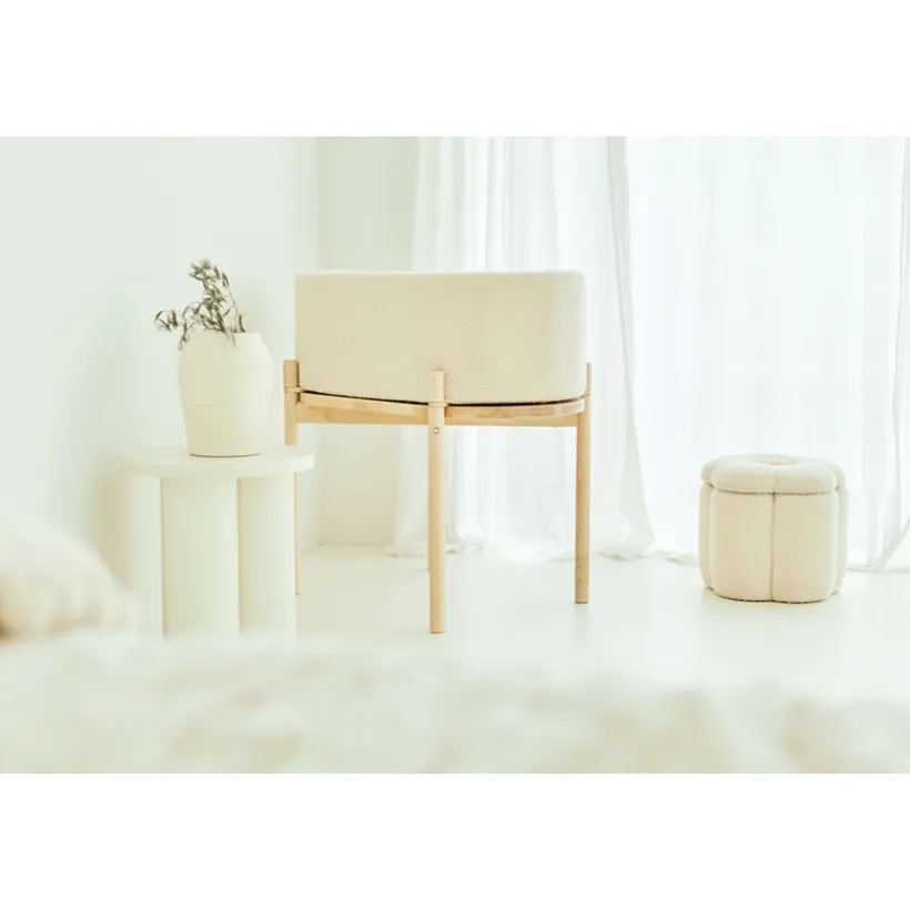Poef en speelgoedkoffer Bloem Off White