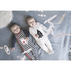 Pyjama fluweel met kerstboommotief voor baby's