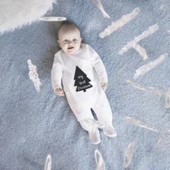 Pyjama fluweel met kerstboommotief voor baby's