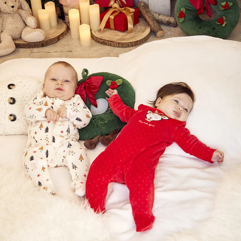 Pyjama in fluweel met geborduurde hertenpatch en glanzende stippenprint meisjes