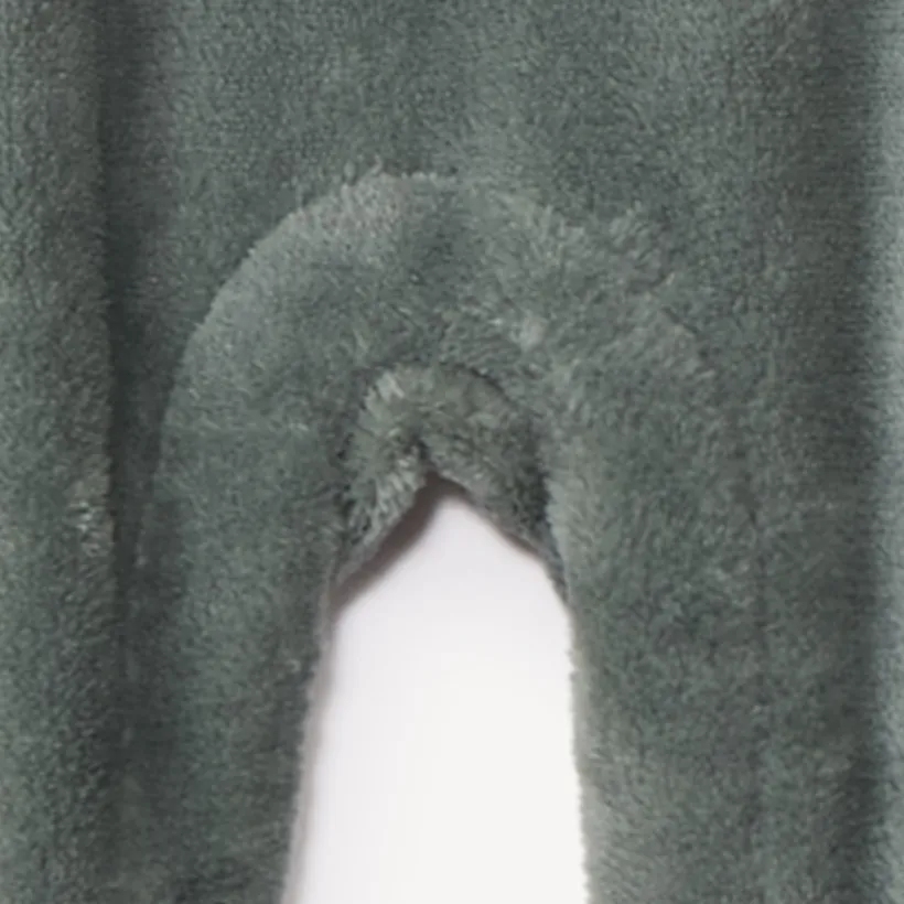 pyjama topper in zachte sherpa met speelse beer voor baby