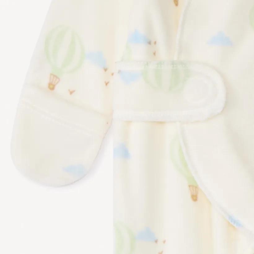 Pyjama van fluweel met luchtballonnenprint voor premature baby’s