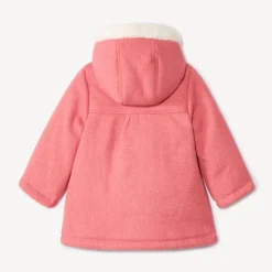Roze lakenstofjas met kap voor babymeisje