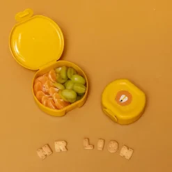 Set van 2 gele nestbare lunchboxen Mr. Lion