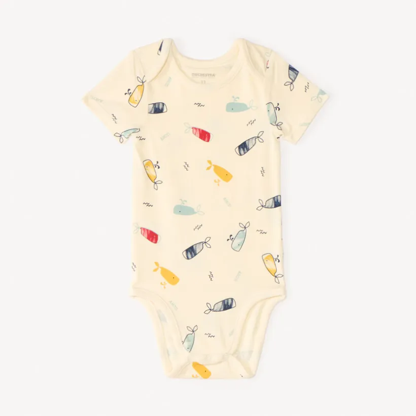 Set van 7 korte mouw rompertjes met maritieme prints voor babyjongens, met verschillende openingen afhankelijk van de leeftijd.