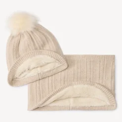 Set van 2 mutsen en snood in geribd gebreid met fantasietorsades, gevoerd met ecru sherpa meisjes