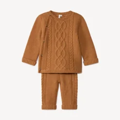 Set van 2 stukjes in een eenkleurige gedraaide brei voor baby's