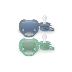 Set van 2 ultra zachte siliciumfopspenen 6-18M in blauw en groen.
