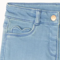 Short jeans effect met hartzak voor baby meisje