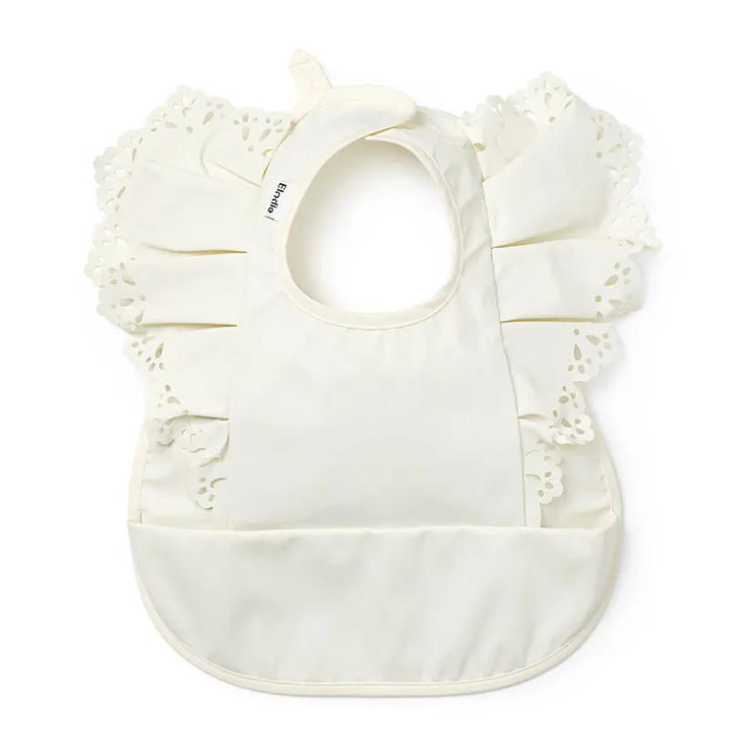 Slabbetje met opvangzak en versierde ruche vanilla white