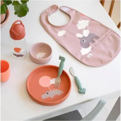Slabbetje met velcro Happy Clouds Roze