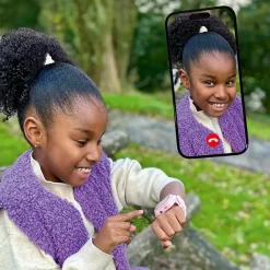 Smartwatch voor kinderen met GPS, locatie, SOS, bellen en videofunctie Roze