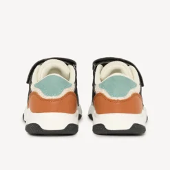Sneakers met contrasterende inzetstukken voor baby jongen