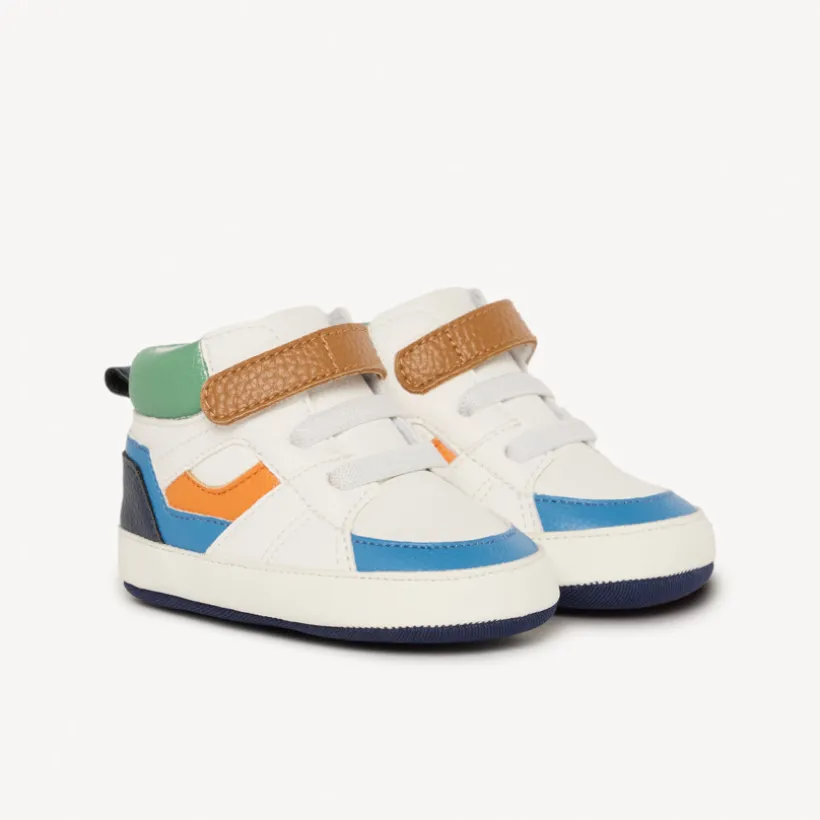 Sneakers met inzetstukken voor babyjongen