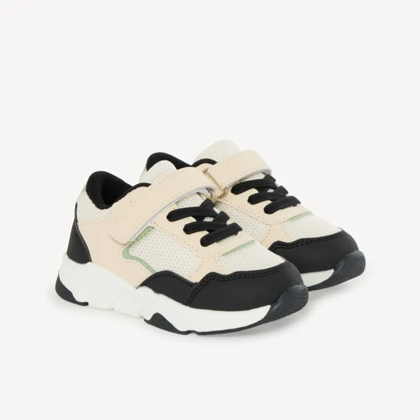 Sportieve mesh sneakers met inzetstukken voor babyjongen