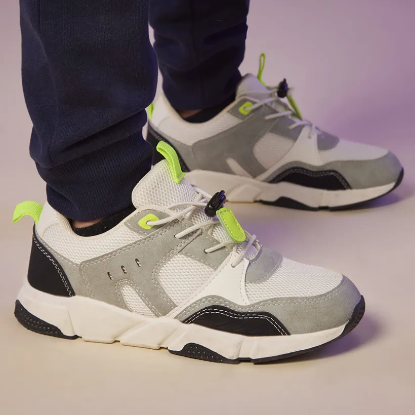 Sportieve sneakers met elastische veters en stopper jongens