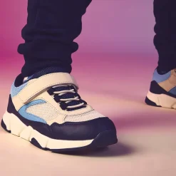 Sportieve sneakers met elastische veters en klittenband jongens