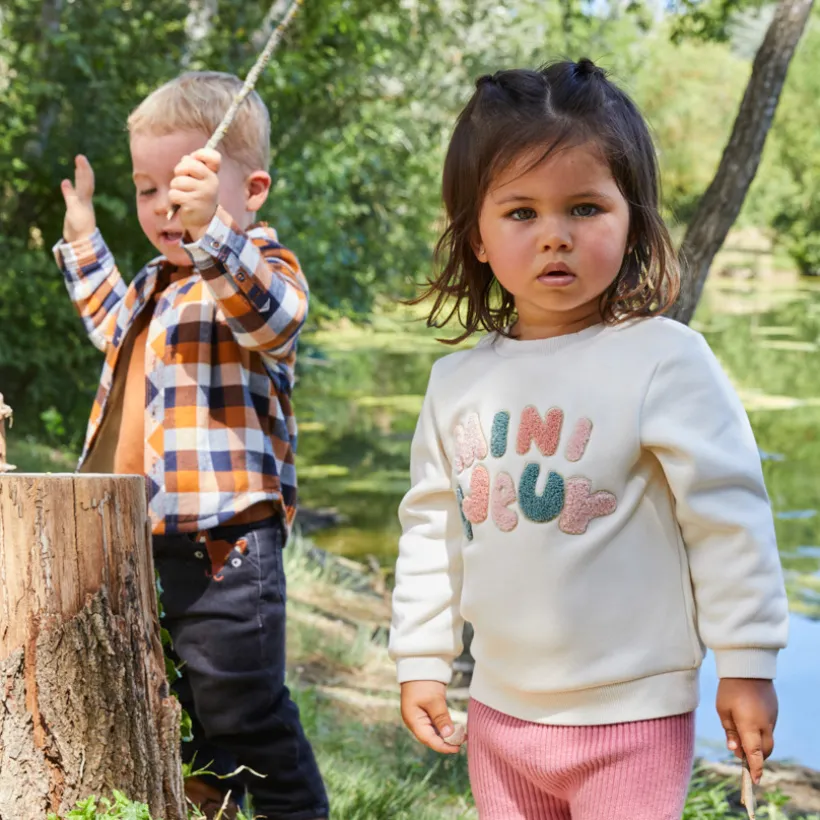 Sweatshirt van fleece met 3D lusjespatches voor babymeisje