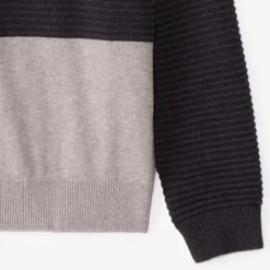 Trui met lange mouwen en colourblock-effect, met kap jongens