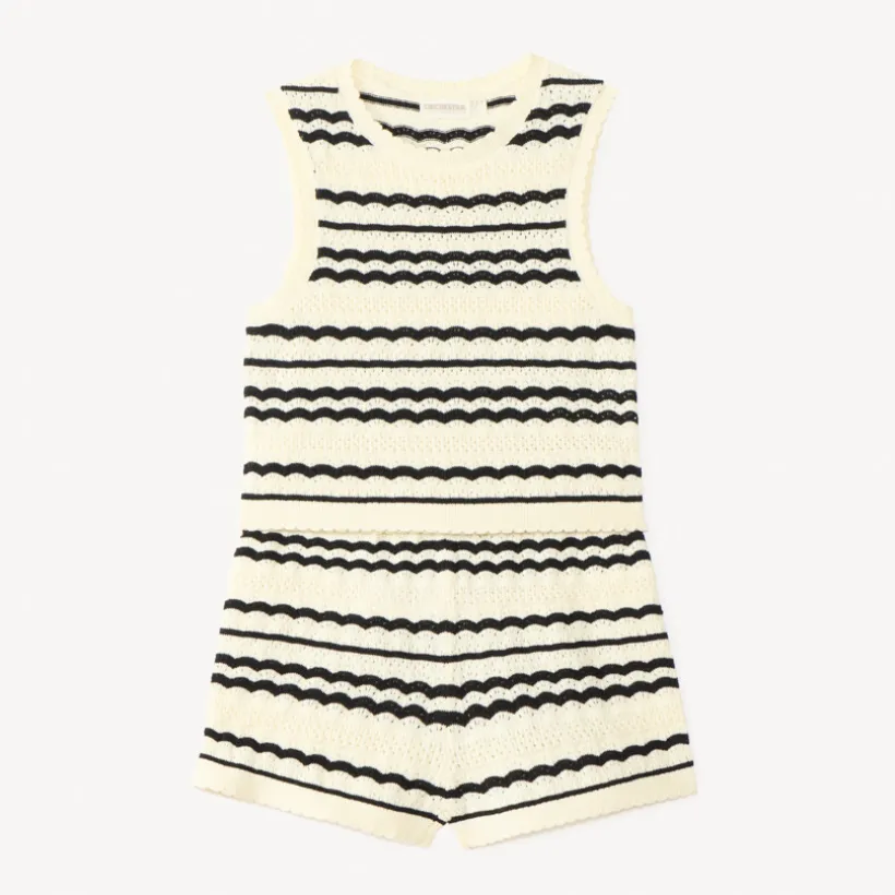Tweedelige set met gestreepte gebreide mouwloze top en short meisjes