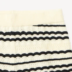 Tweedelige set met gestreepte gebreide mouwloze top en short meisjes