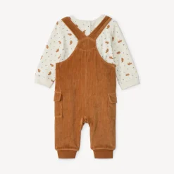 Tweedelige set met speelse tuinbroek voor babyjongen