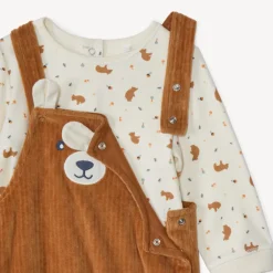 Tweedelige set met speelse tuinbroek voor babyjongen