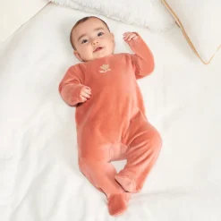 Velours romper voor meisje met fantasie borduursel