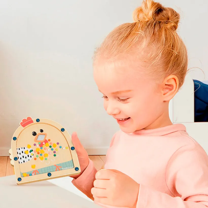 Voer de kip houten spel 3jaar+