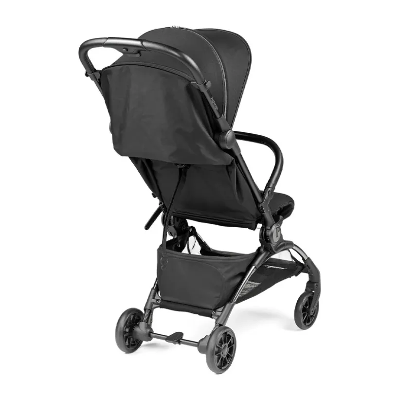 Volo Ultra Compacte Inklapbare Kinderwagen True Black
