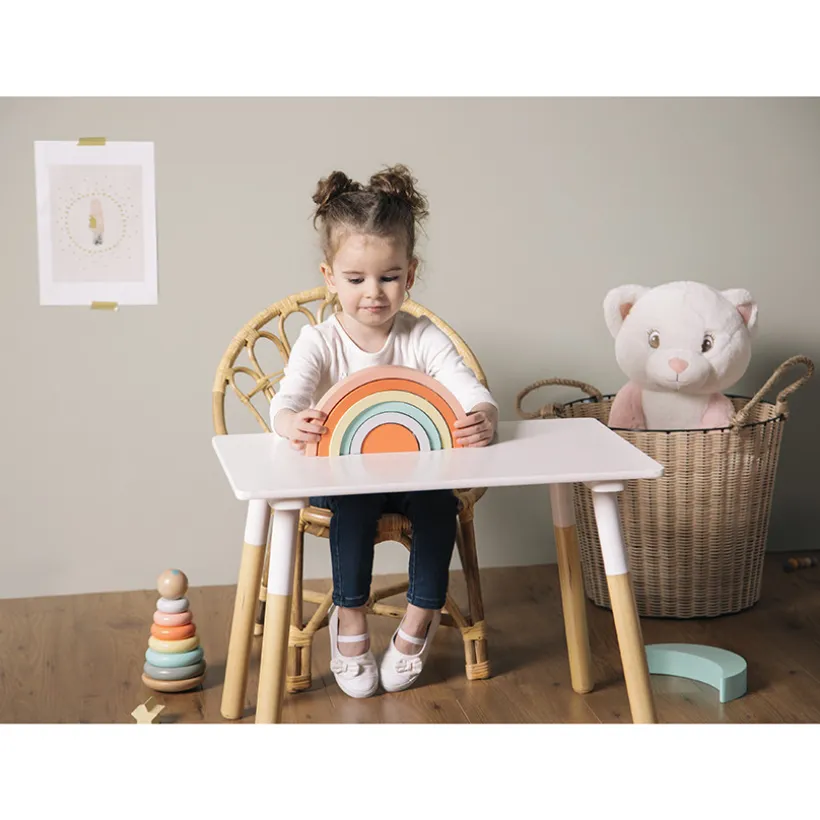 Witte tafel voor kinderen
